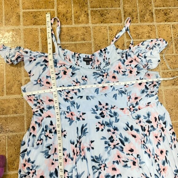 Torrid Floral Off the Shoulder Dress - Picture 13 of 14